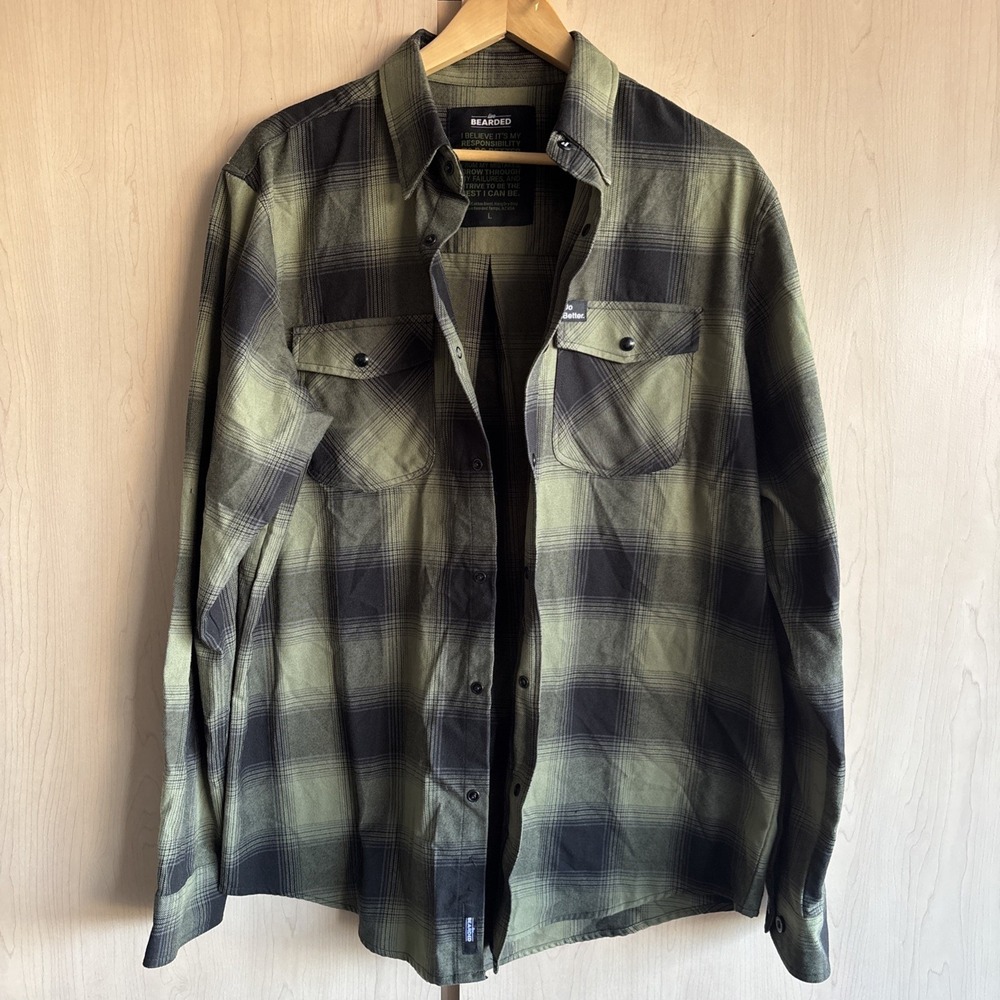 Live Bearded Flannel Shirt Mens Large Green Black Plaid Snap Button Up EUC